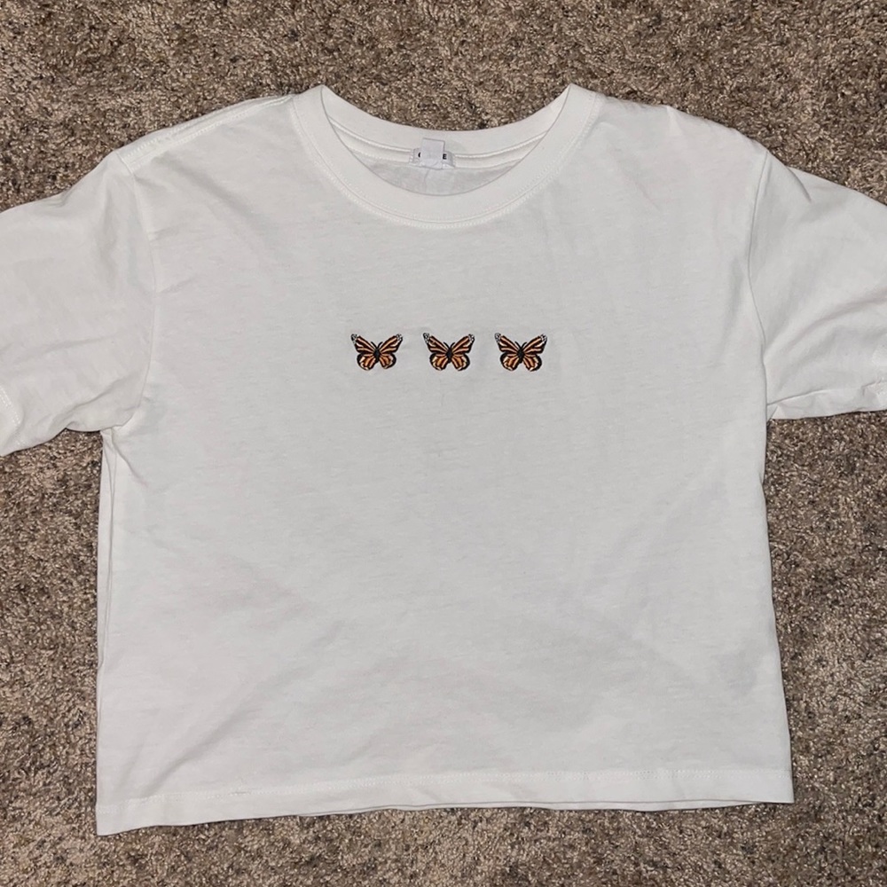 Butterfly cropped t shirt